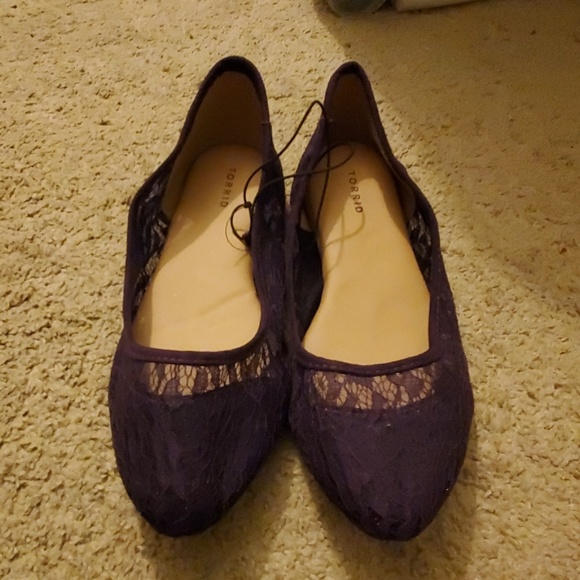dark purple flat shoes